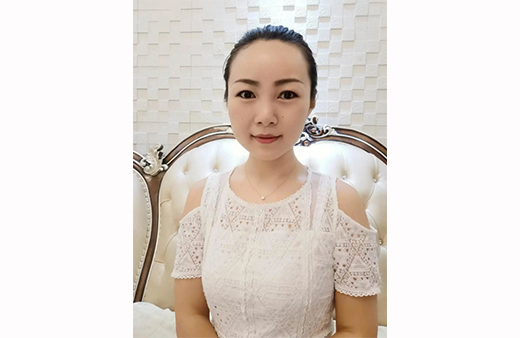 “世”在人為 | 世友地板新疆烏魯木齊經(jīng)銷商張寶月：服務(wù)快一步，業(yè)績(jī)上一層